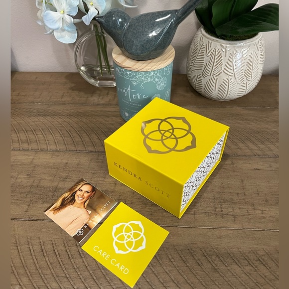 ♥️ Kendra Scott abalone set - Picture 4 of 4